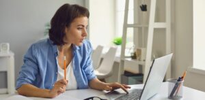 como se tornar assistente virtual